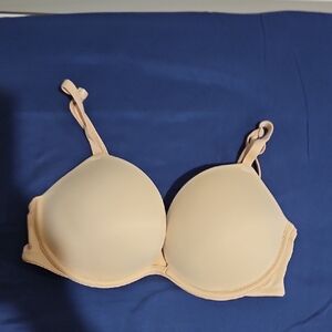 PINK Victoria's Secret Cream T-Shirt Bra with Seamless Padding